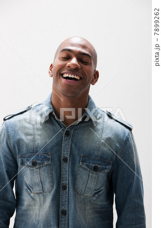 African American man smiling, studio shot 7899262