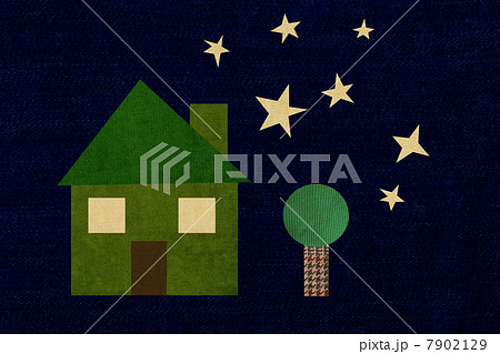 Green coloured house in starry night Green coloured house in starry night 7902129