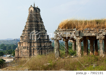 Gopura, Virupaksha Templ, Hampi, Karnataka, India Gopura, Virupaksha Templ, Hampi, Karnataka, India 7902191