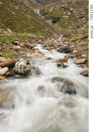 Waterfall, Himachal Pradesh, India Waterfall, Himachal Pradesh, India 7903286