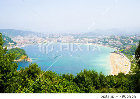 The Bay of La Concha from Monte Igueldo, San Sebastian, Spain 7905858