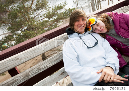 Young couple wearing winter sports clothing, portrait Young couple wearing winter sports clothing, portrait 7906121