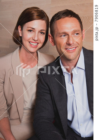 Mid adult couple, portrait 7906819