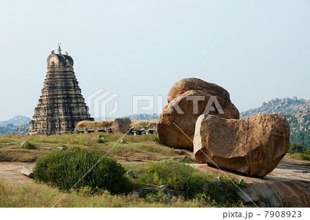 Gopura, Virupaksha Templ, Hampi, Karnataka, India Gopura, Virupaksha Templ, Hampi, Karnataka, India 7908923