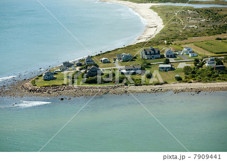 Houses on coastline, Newport County, Rhode Island, USA 7909441