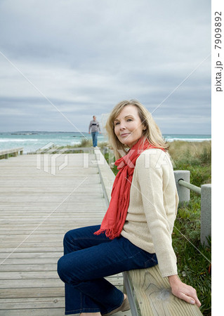 Mature woman at the coast 7909892
