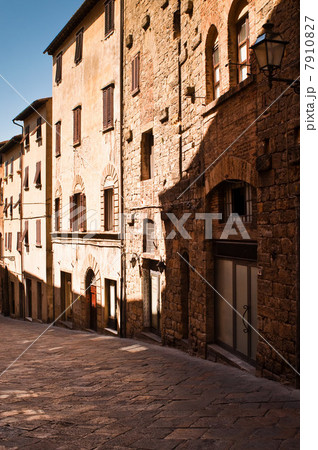 Volterra, Historic Walled Hill Town, Tuscany, Italy Volterra, Historic Walled Hill Town, Tuscany, Italy 7910827