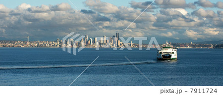 Ship sailing in Seattle harbor Ship sailing in Seattle harbor 7911724