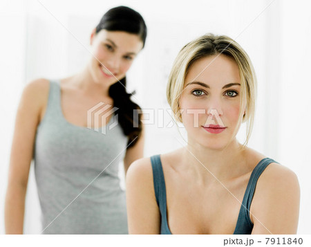 Portrait of young women in bathroom 7911840