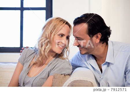 Happy couple Happy couple 7912571