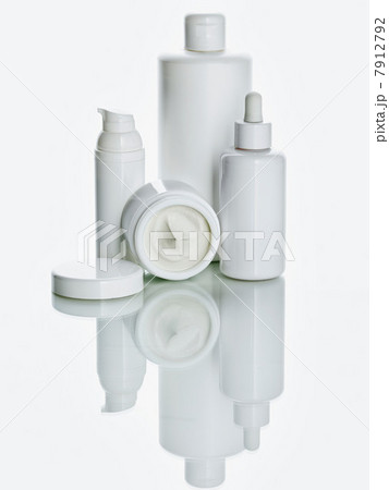 White bottles on counter 7912792