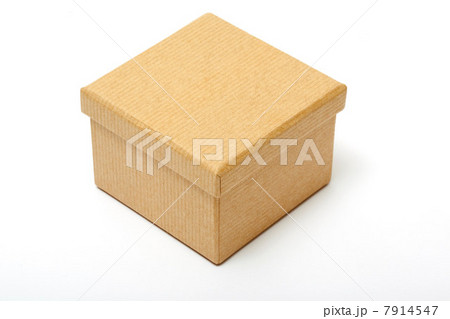 Brown paper box 7914547