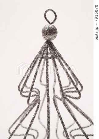 Christmas tree decoration, studio shot Christmas tree decoration, studio shot 7916070