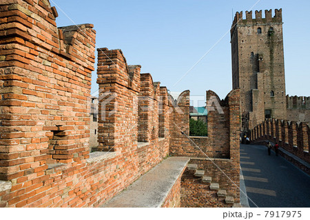 Ponte Scaligero, Verona, Italy Ponte Scaligero, Verona, Italy 7917975