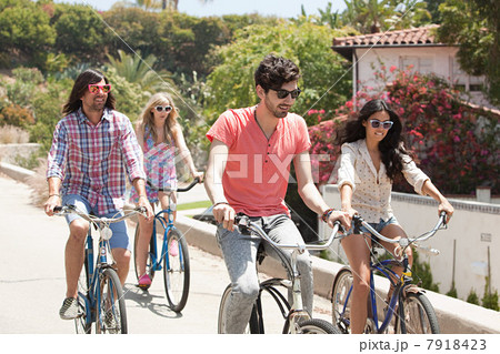 Young friends on bicycles on vacation 7918423