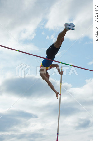 Pole vaulter Pole vaulter 7918447