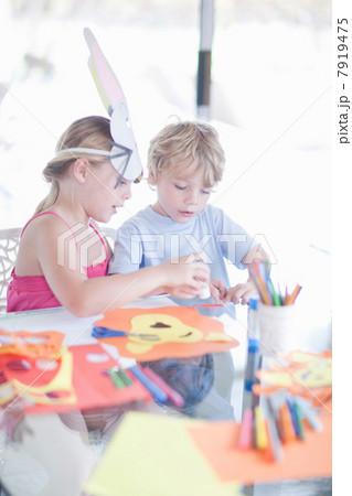 Children's mask making party Children's mask making party 7919475