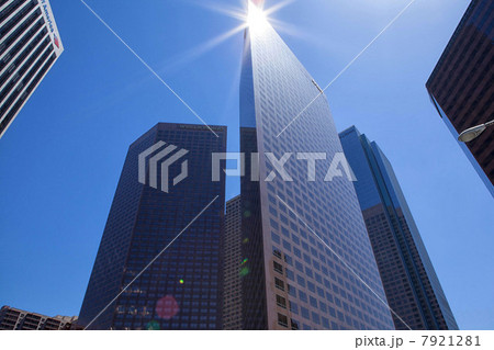 Modern skyscrapers in downtown Los Angeles, USA Modern skyscrapers in downtown Los Angeles, USA 7921281