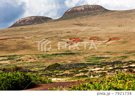 Terevaka volcano, easter island, polynesia 7921738