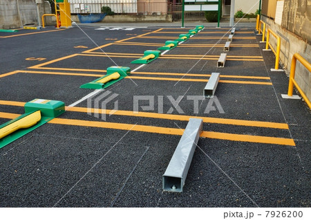 遊休地の有効利用・新設のコインパーキング・横位置 7926200