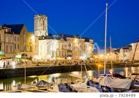 The old harbour, La Rochelle, Charente-Maritime, France The old harbour, La Rochelle, Charente-Maritime, France 7928499