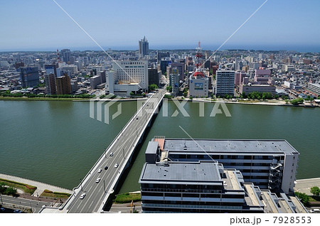 万代橋と信濃川 7928553