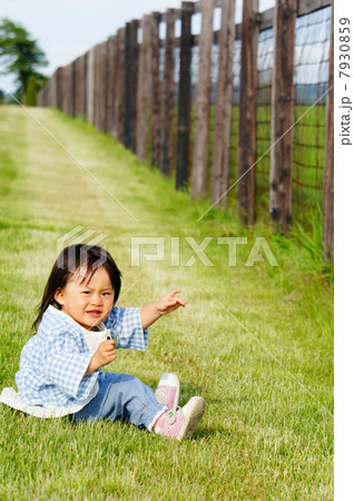 子供 子供 7930859