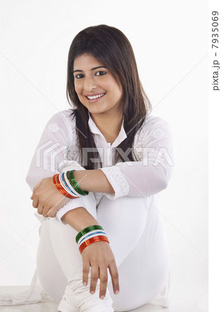 Portrait of a woman sitting Portrait of a woman sitting 7935069