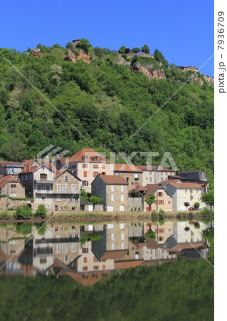 フランスの小さな街　キャプデナック　ミディ・ピレネー 7936709