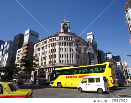 はとバスで東京観光　銀座四丁目交差点の和光 7937549