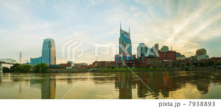 Downtown Nashville cityscape in the evening 7938893