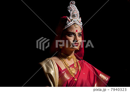 Bengali bride with a topor Bengali bride with a topor 7940323