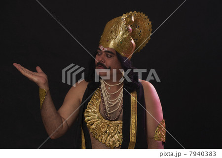 Man dressed as Raavan 7940383