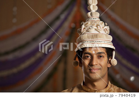 Portrait of Bengali groom 7940419