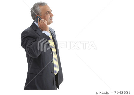 Mature businessman on phone call 7942655