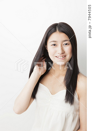 ストレートの黒髪の女性 ストレートの黒髪の女性 7944505