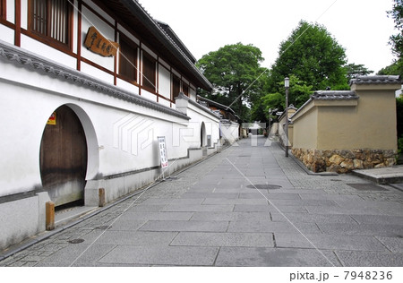 京都東山ねねの道の風景 7948236