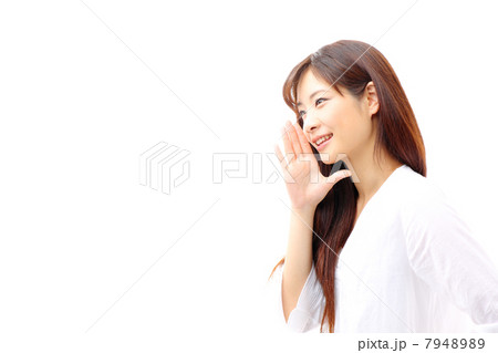 呼びかける女性 7948989