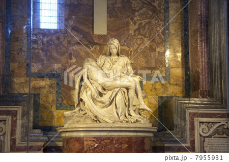 ピエタ Pieta ミケランジェロ サンピエトロ大聖堂 サンピエトロ寺院 サンピエトロ広場 サ の写真素材