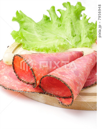 sausage and lettuce 7956948