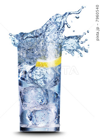 Drink with ice close-up Drink with ice close-up 7960540