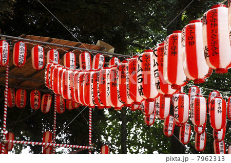 東京都・雑司ヶ谷鬼子母神の盆踊り会場 東京都・雑司ヶ谷鬼子母神の盆踊り会場 7962313