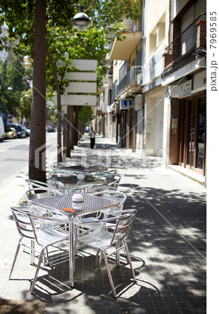 Empty street cafe 7969585