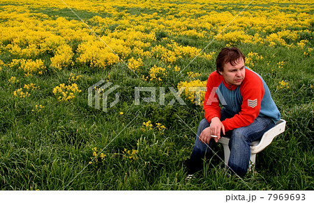 In the field on a toilet bowl. 7969693