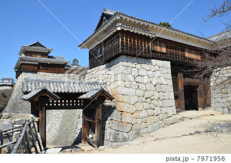 松山城　戸無門と筒井門 7971956