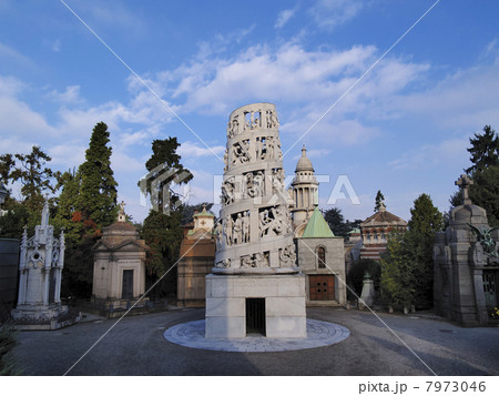 Milan Cementary Milan Cementary 7973046