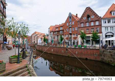 ドイツ シュターデの町並みと旧港 ドイツ シュターデの町並みと旧港 7974063