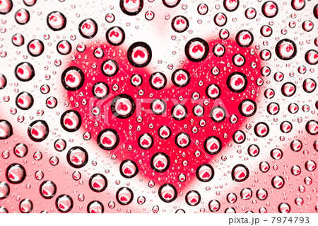 reflection heart 7974793