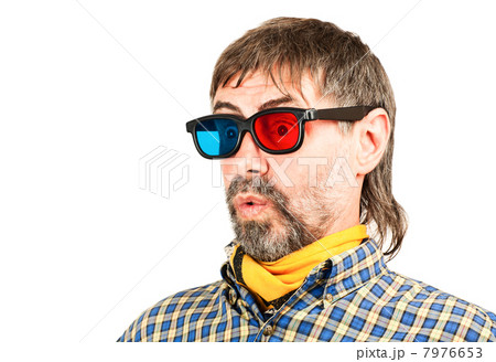 Surprised 3d spectator 7976653