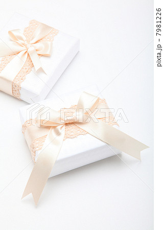プレゼント 7981226